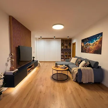 Moderny Novy S Vyhladom & Parking Lubotice